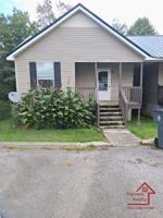 featured image of 220 Dogwood Pointe Dr #1