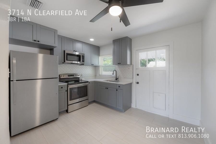 3714 N Clearfield Ave - Photo 2 of 27