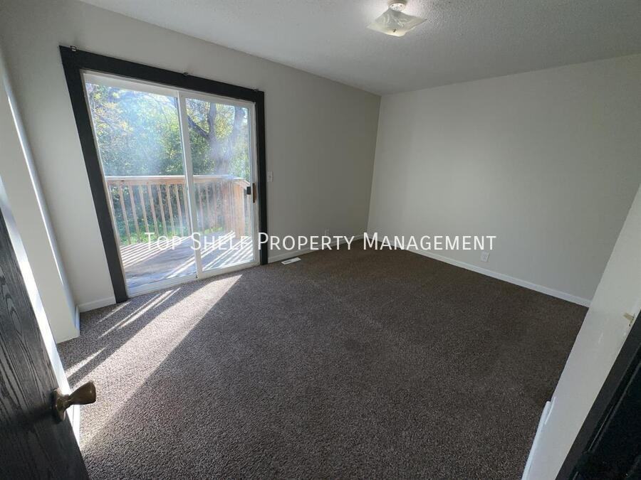 108 Mckinley Ave - Photo 6 of 10