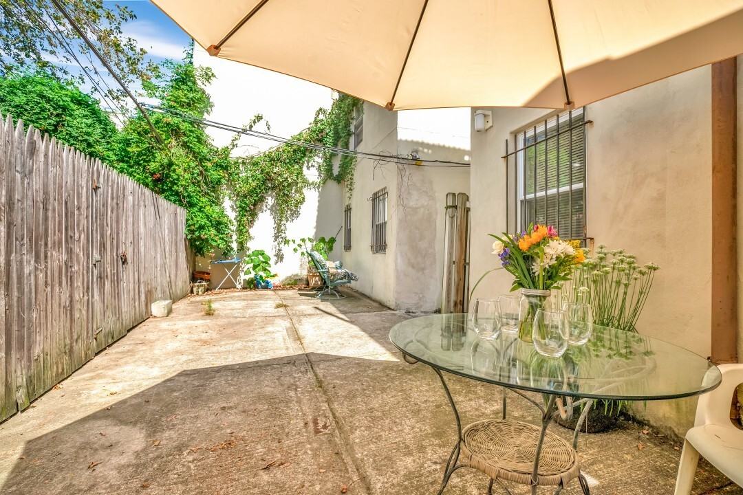 712 S 19th St #1 - Photo 2 of 13