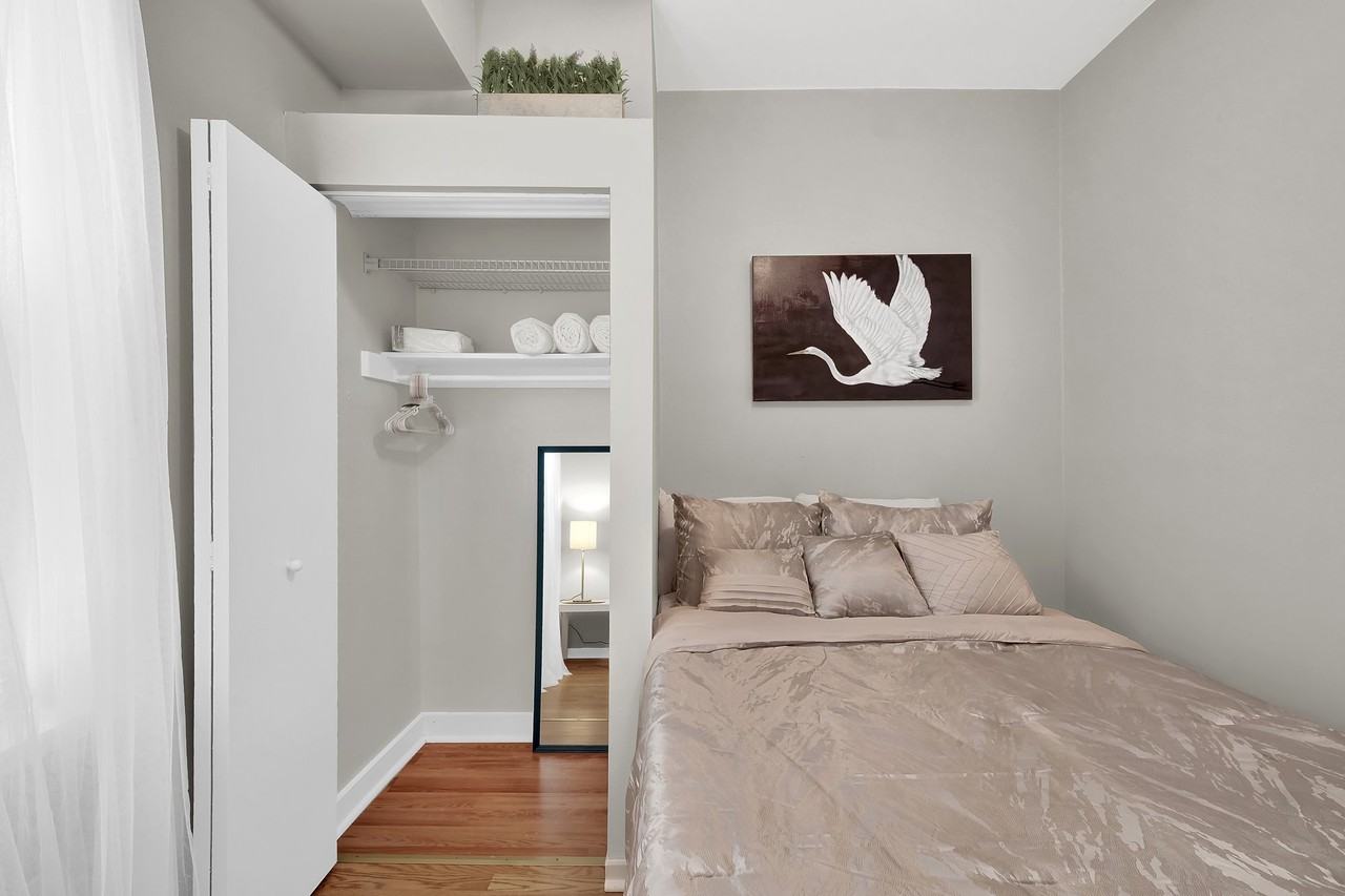 712 S 19th St #2 - Photo 2 of 13