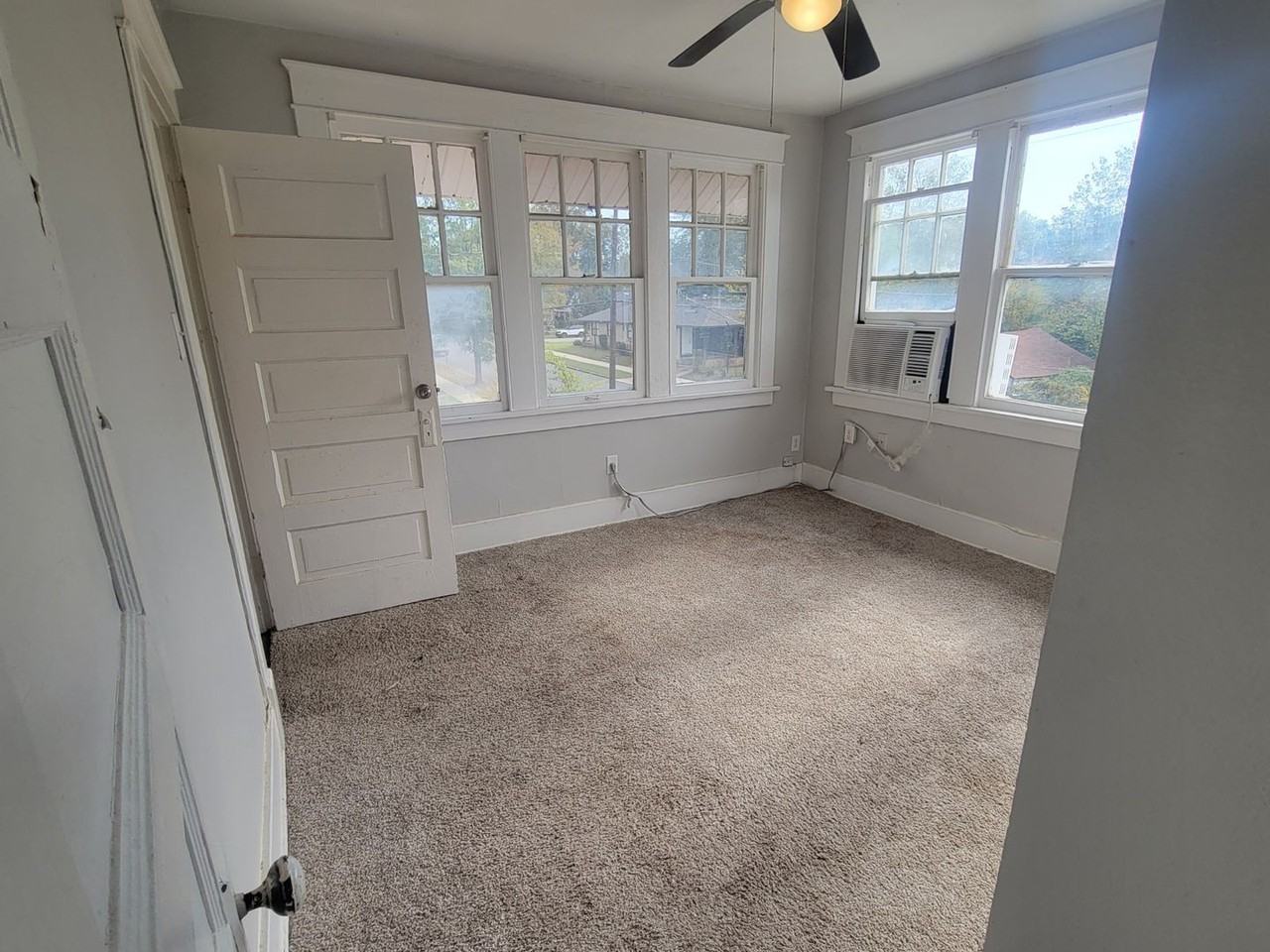 1923 S Izard St #B - Photo 2 of 13