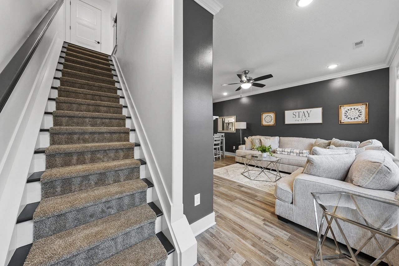 127 E 8th Ave #127 - Photo 2 of 35