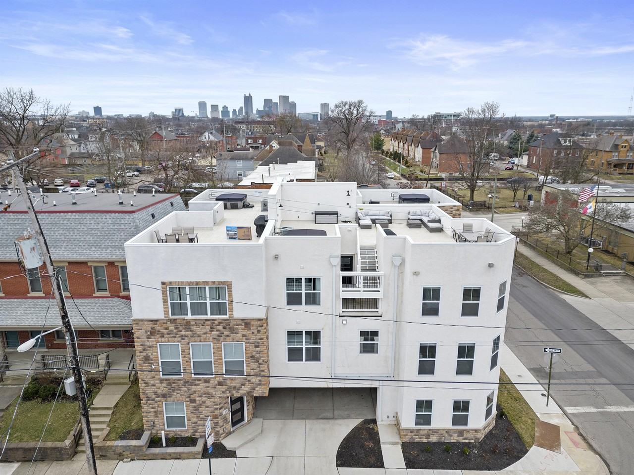 127 E 8th Ave #127 - Photo 6 of 35