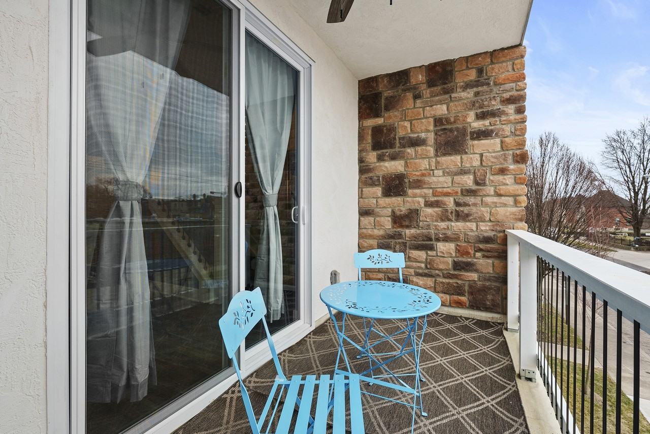 1438 Indianola Ave #1438 - Photo 5 of 27