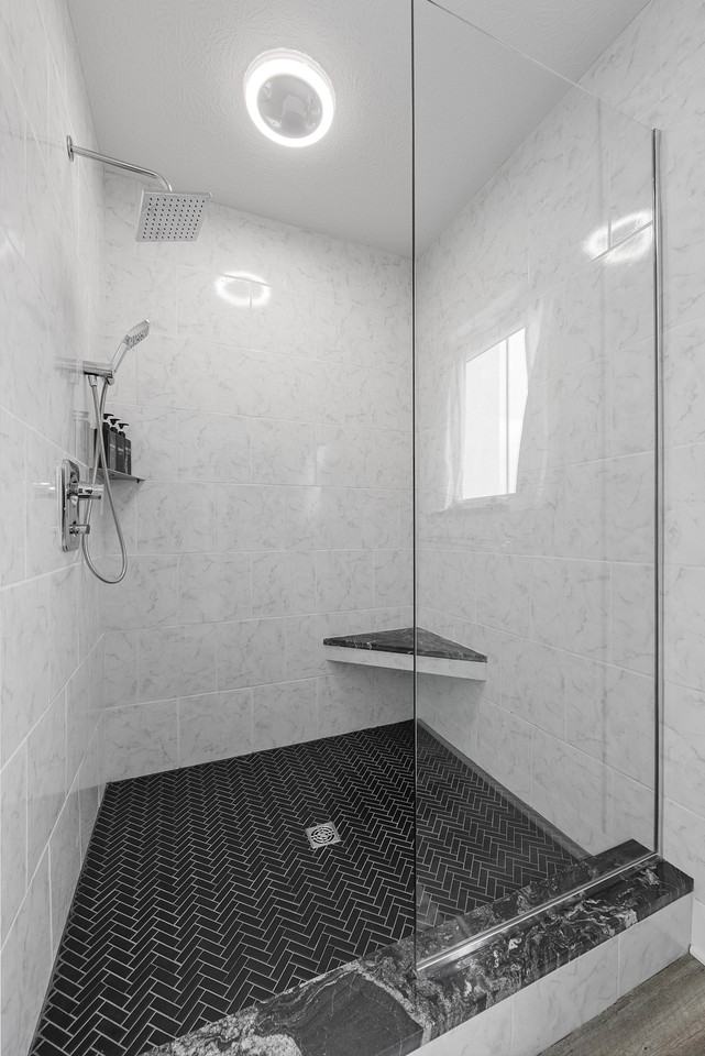 1438 Indianola Ave #1438 - Photo 7 of 27