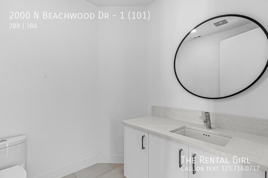 2000 North Beachwood Drive #1-101