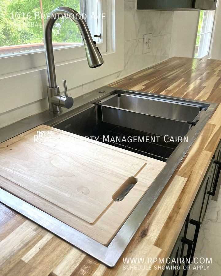 1016 Brentwood Avenue - Photo 5 of 24