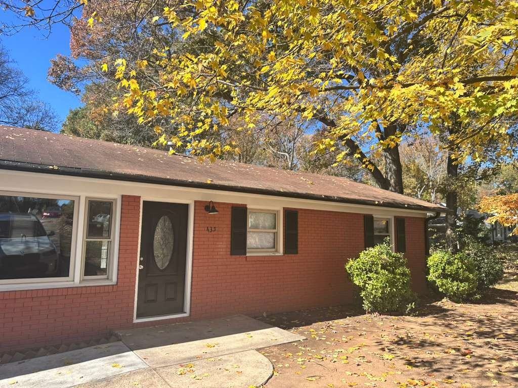 435 Central Drive Northwest