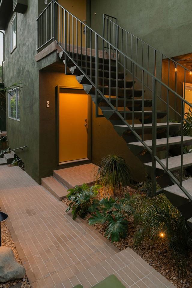 830 Tularosa Dr #2 - Photo 2 of 24