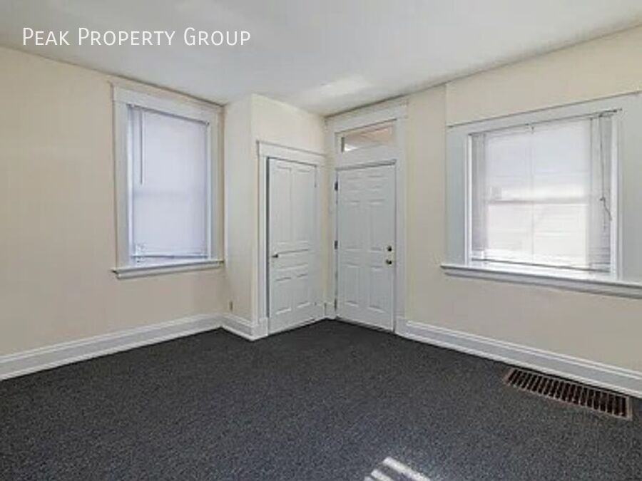 2318 Chickasaw Street - Photo 4 of 13