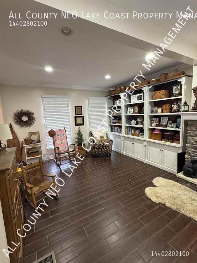 31866 Hazelwood Lane - Photo 2 of 12