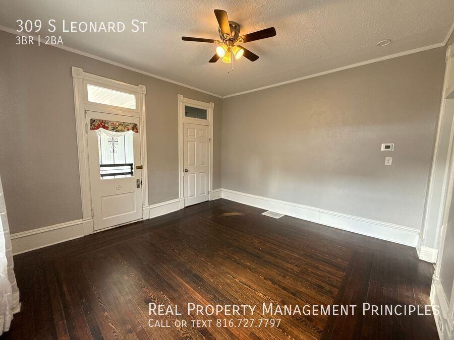 309 South Leonard Street - Photo 2 of 17