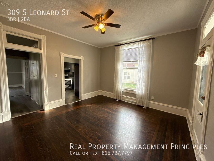 309 South Leonard Street - Photo 3 of 17