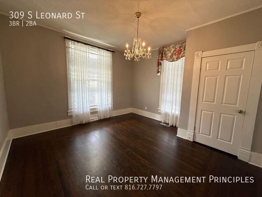 309 South Leonard Street - Photo 4 of 17