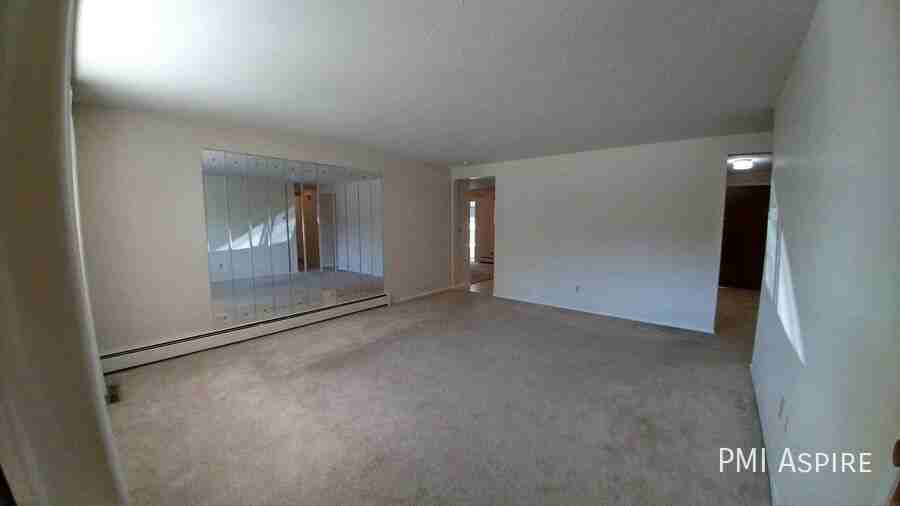 1401 Sherri Mar Street - Photo 4 of 21