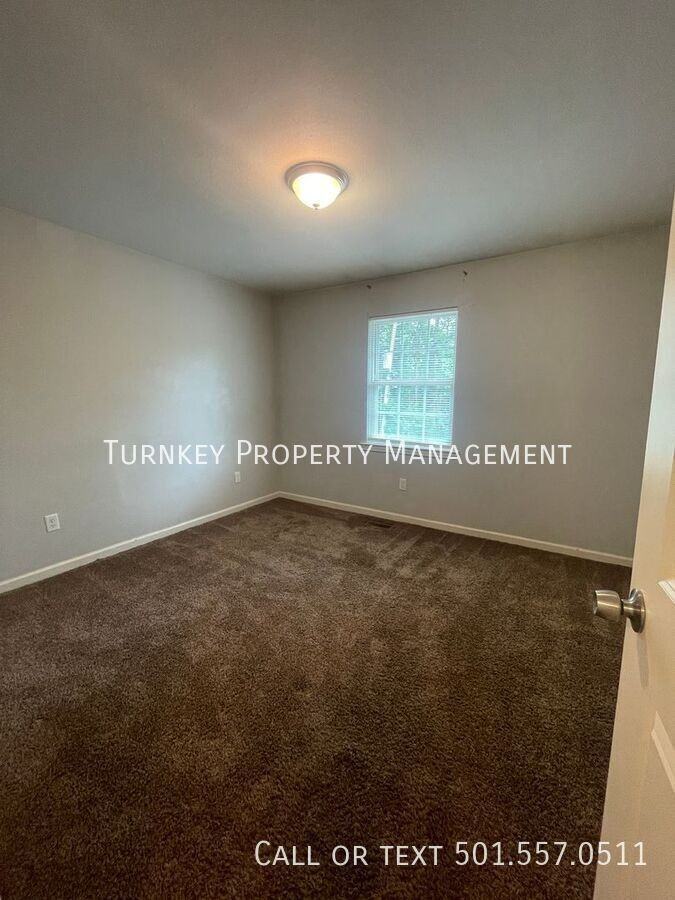 8906 Morris Manor Dr #4 - Photo 7 of 9