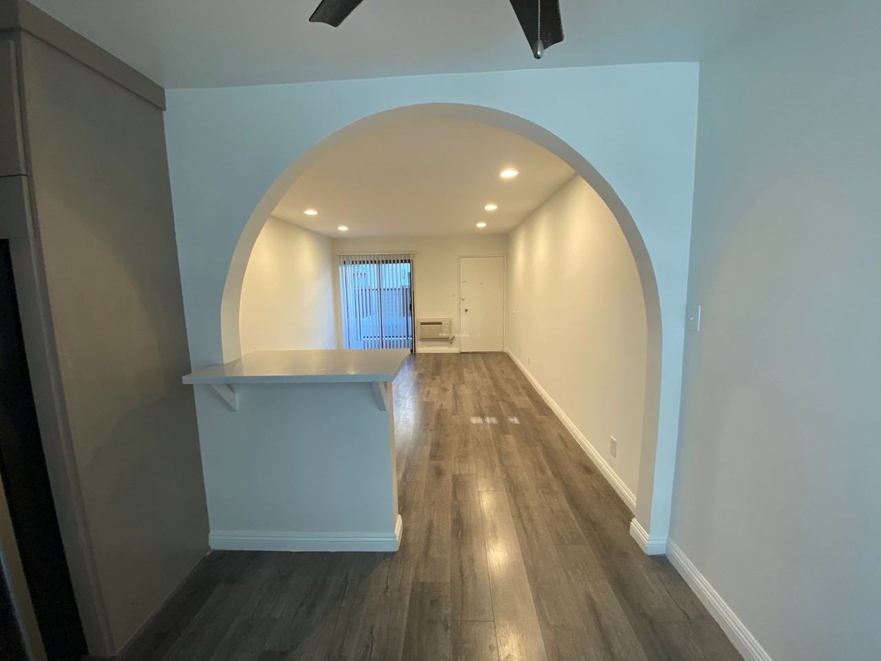 cla351 - Photo 6 of 15