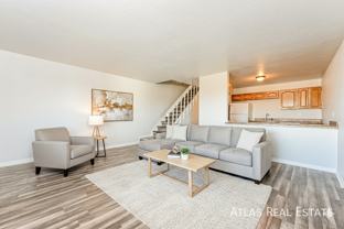 3210 W Longfellow Pl #B - Photo 1 of 1