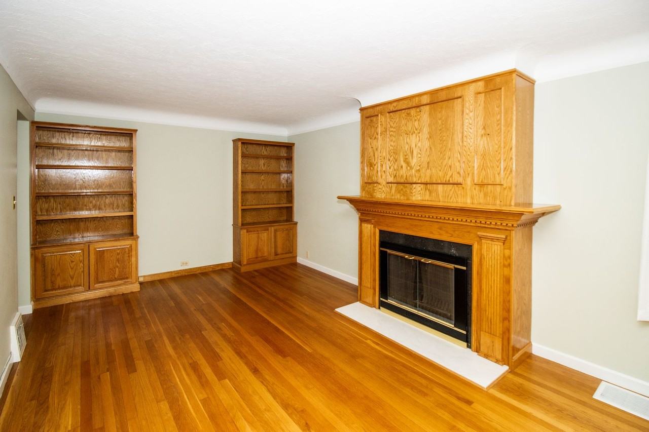 20040 Bonnie Bank Boulevard - Photo 3 of 23