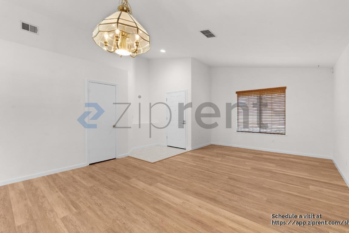 8361 Delicato Way - Photo 4 of 21