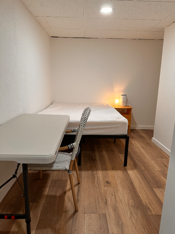 9256 21st Ave Sw - Photo 3 of 25