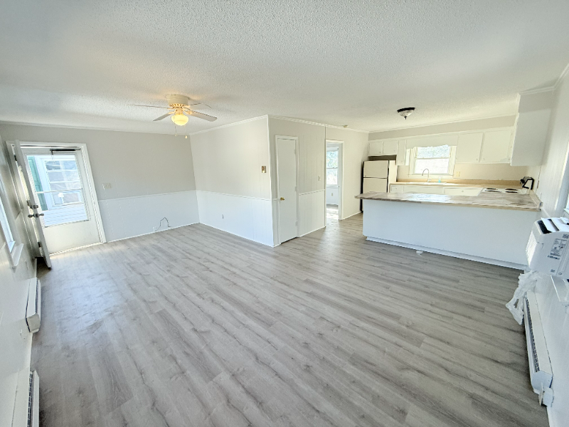 120 North Pinewood Drive #4 - Photo 2 of 6