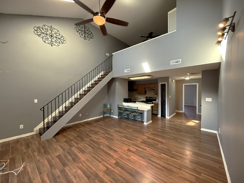 209 Double Eagle Dr #F3 - Photo 2 of 11