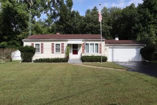 275 Viking Dr - Photo 1 of 1