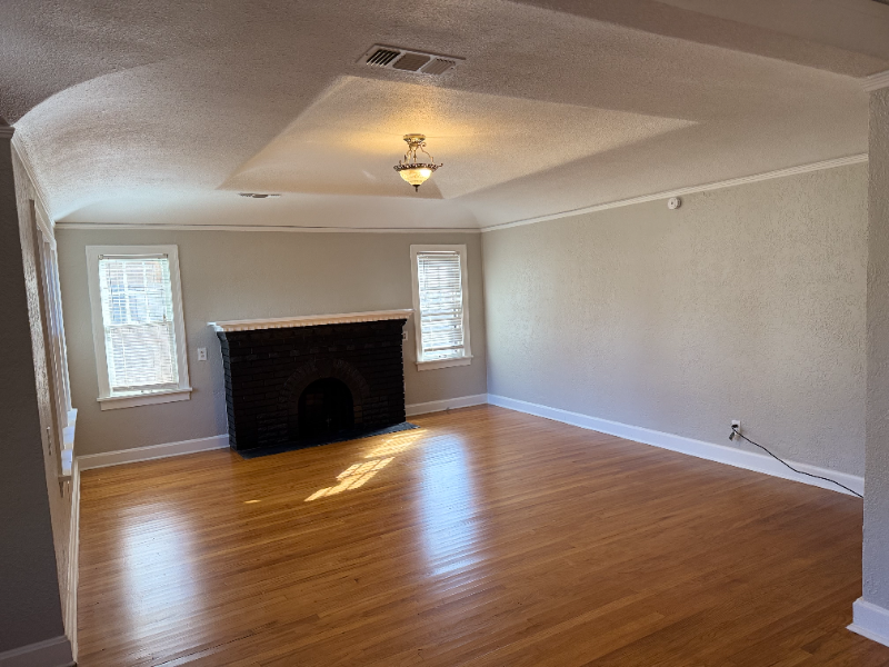 322 Sunset Ter - Photo 3 of 12