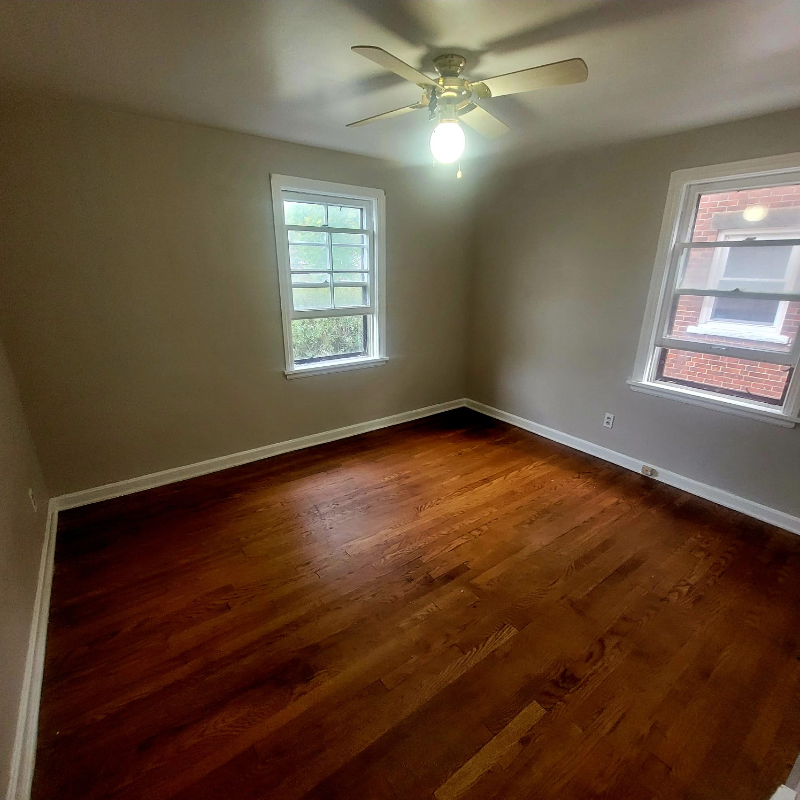 5713 South Boulevard - Photo 6 of 12