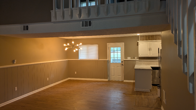 10171 Haskins St - Photo 3 of 18