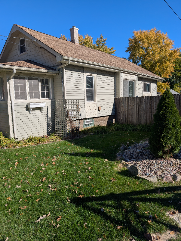 14837 Keating Ave - Photo 4 of 20