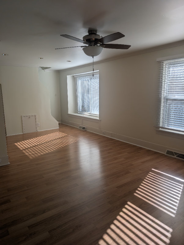 14837 Keating Ave - Photo 6 of 20