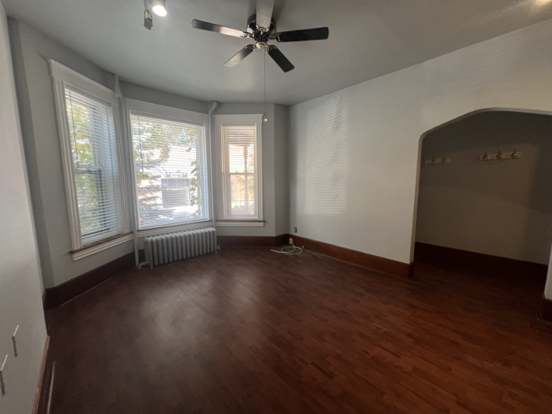 3545 N Sheffield Ave #1 - Photo 3 of 18