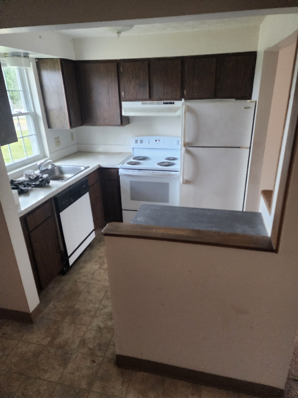 2777 Kipling Ave Nw - Photo 6 of 14