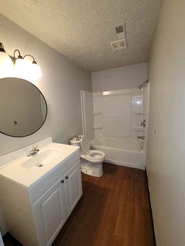 1101 W Maple St #4 - Photo 6 of 16