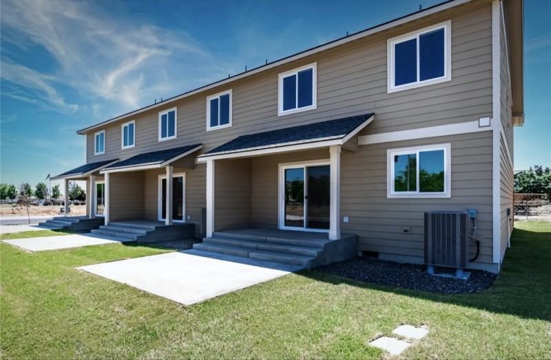 931 W Ted Yao Way #A - Photo 2 of 10