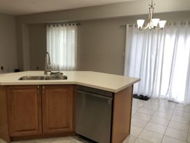 456 Weston Cres  