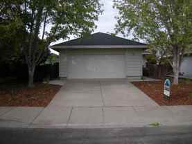 385 Zachary Dr - Photo 1 of 1