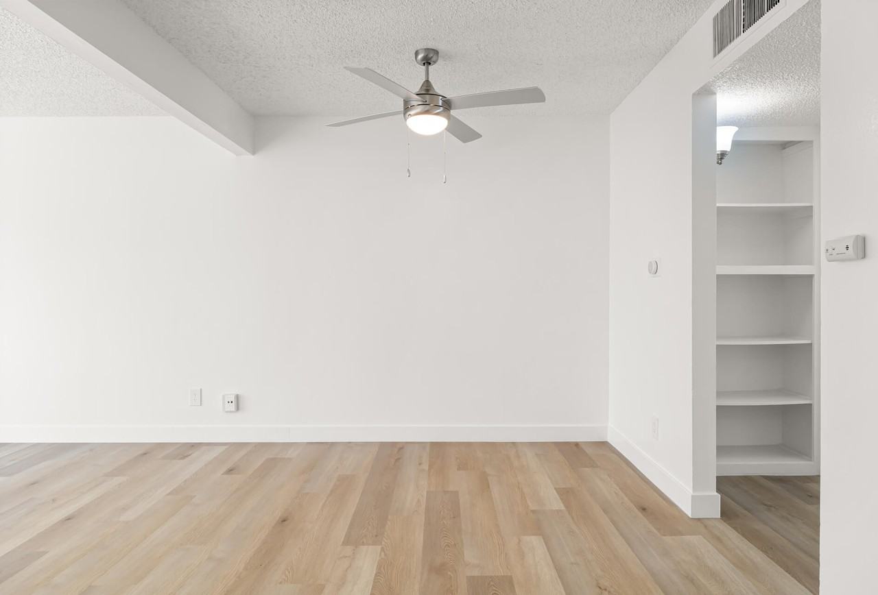 Terre at Lexi - Photo 6 of 18