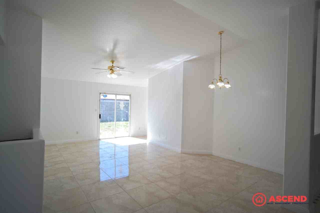 1305 Innsbruck Dr - Photo 3 of 19