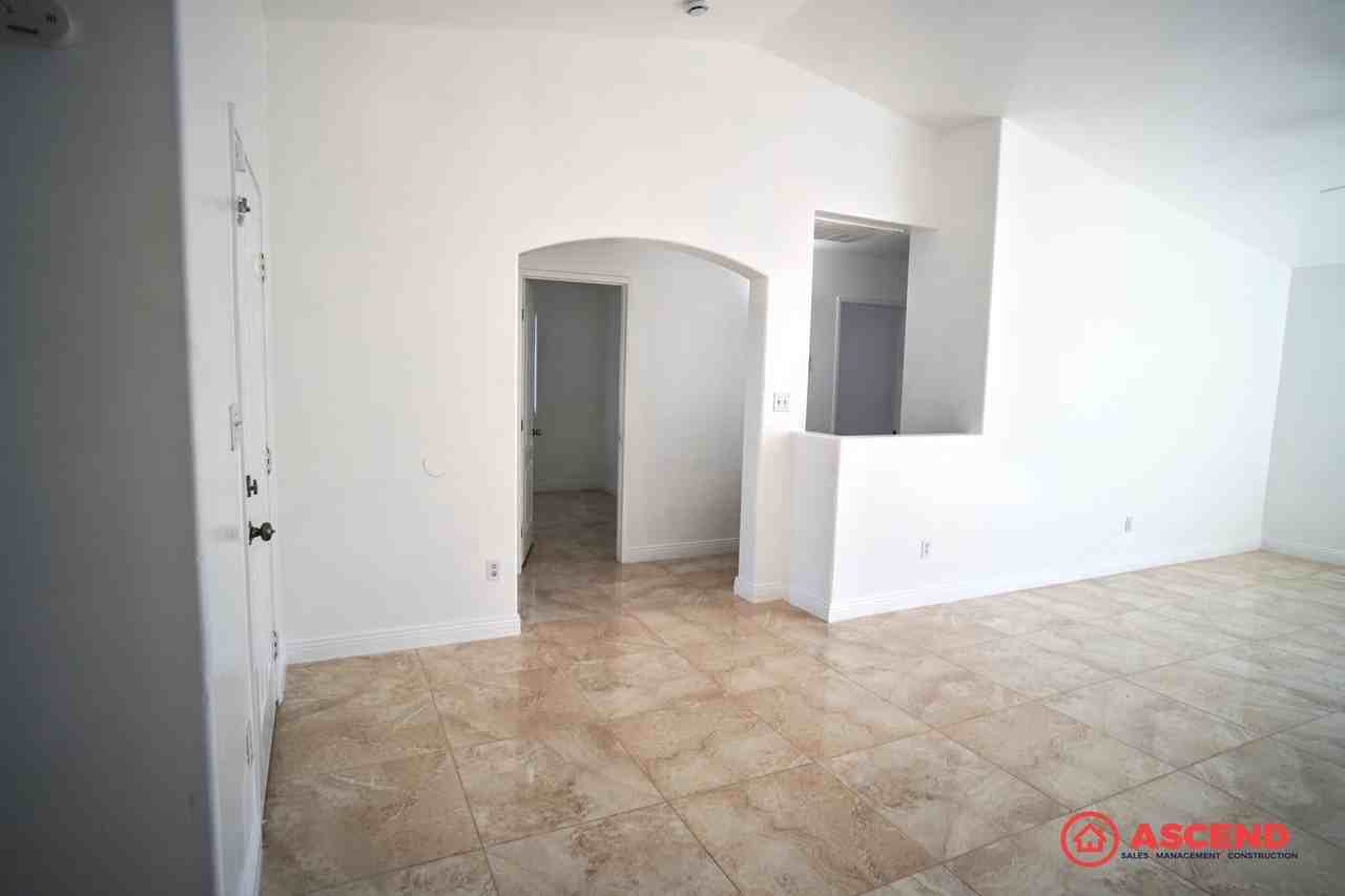 1305 Innsbruck Dr - Photo 7 of 19