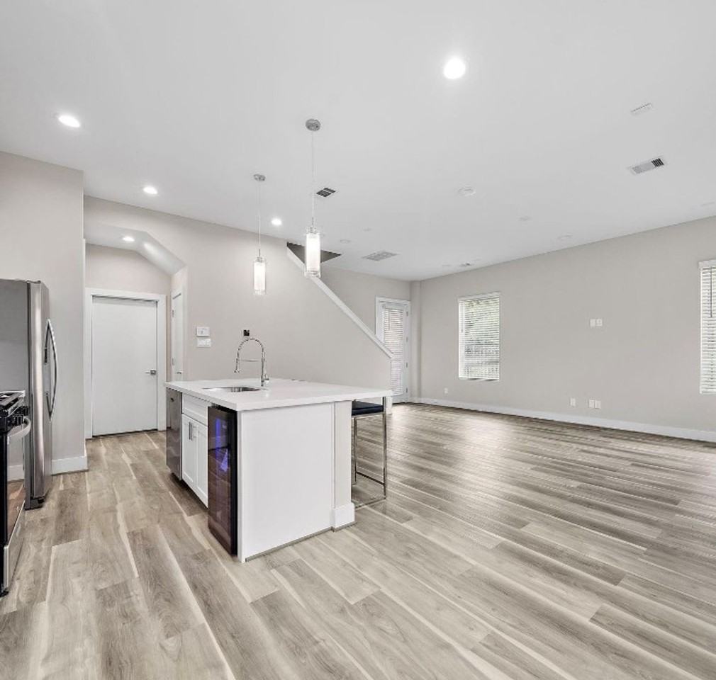 7510 Sandle Street - Photo 7 of 20