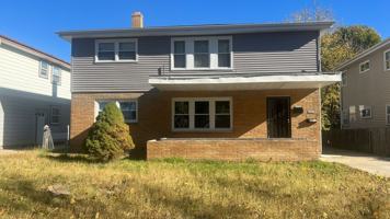 featured image of 5922 N 84th St