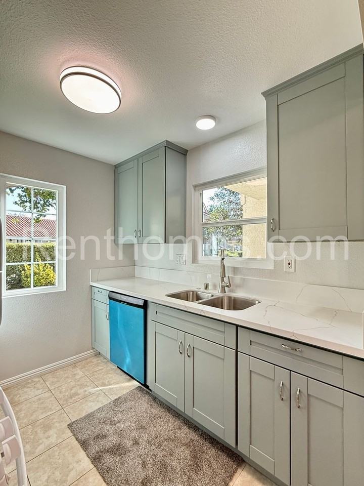 10750 Aderman Ave #73 - Photo 7 of 29