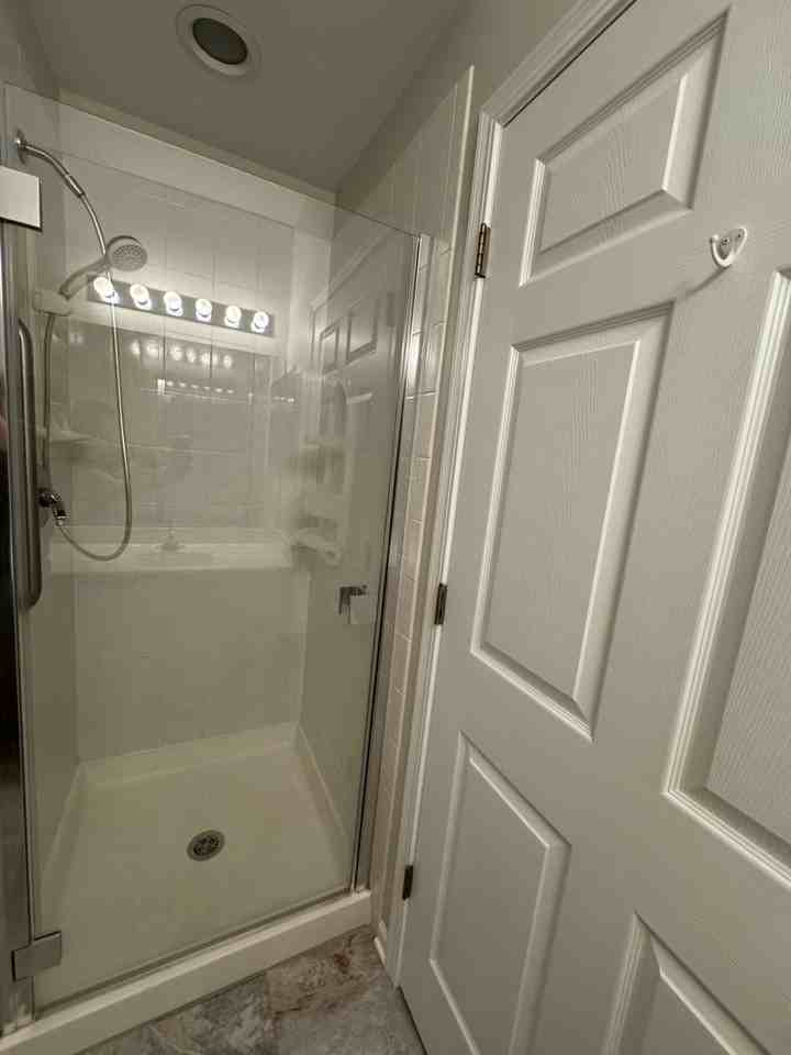 331 Abington Woods Dr #1 - Photo 7 of 17