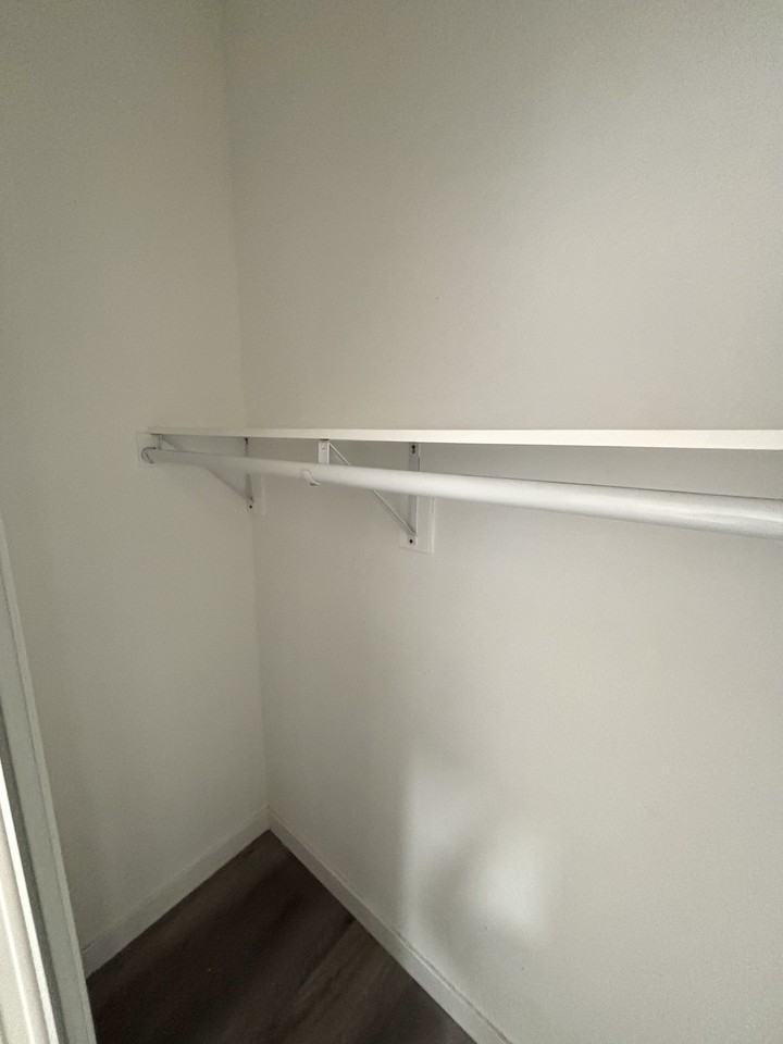 1734 West 85th Street #3 - Photo 5 of 5