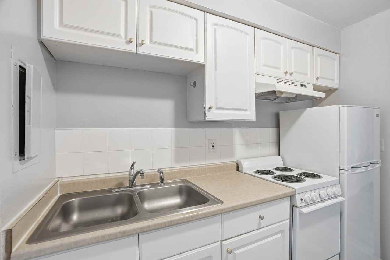 LA -East Fairview Avenue - Photo 6 of 42