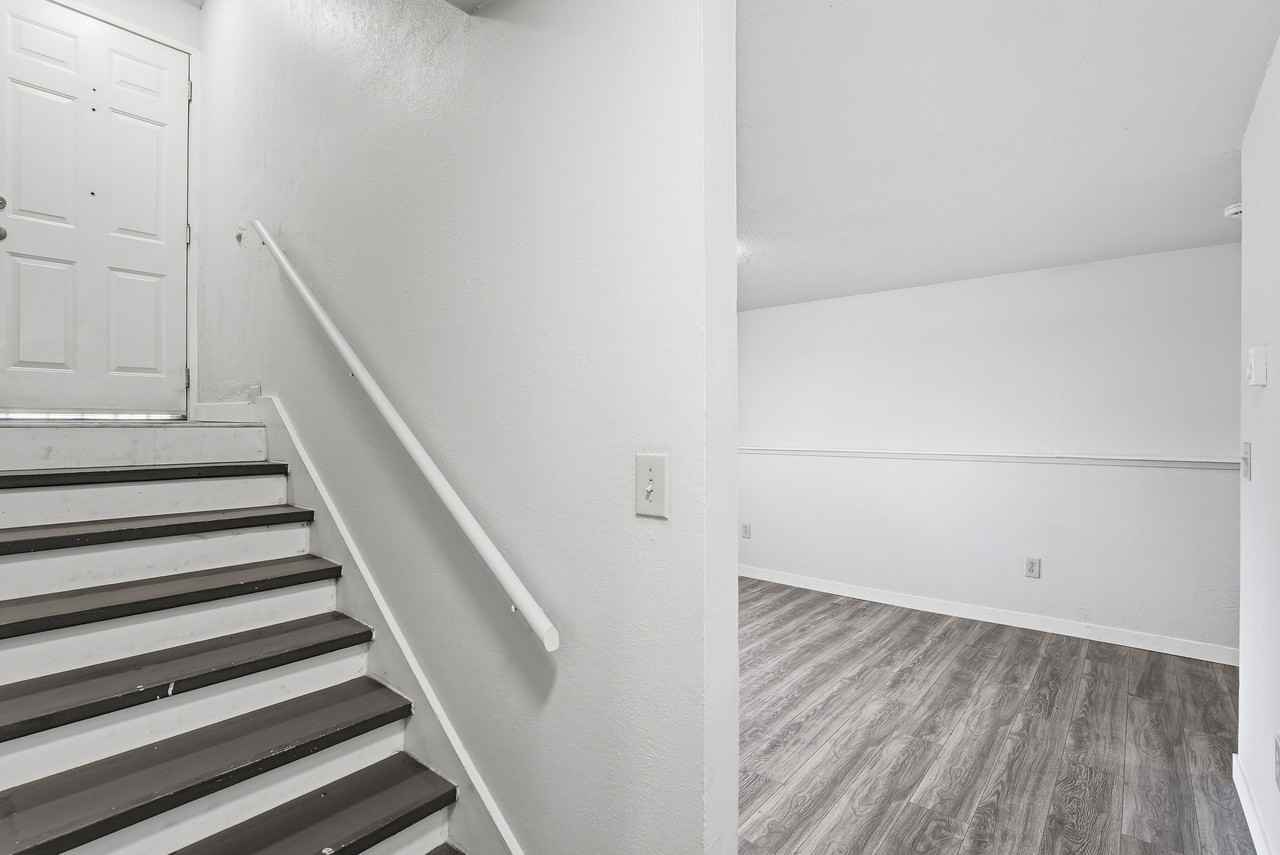 PK - 2024 East Pacific Avenue - Photo 4 of 13